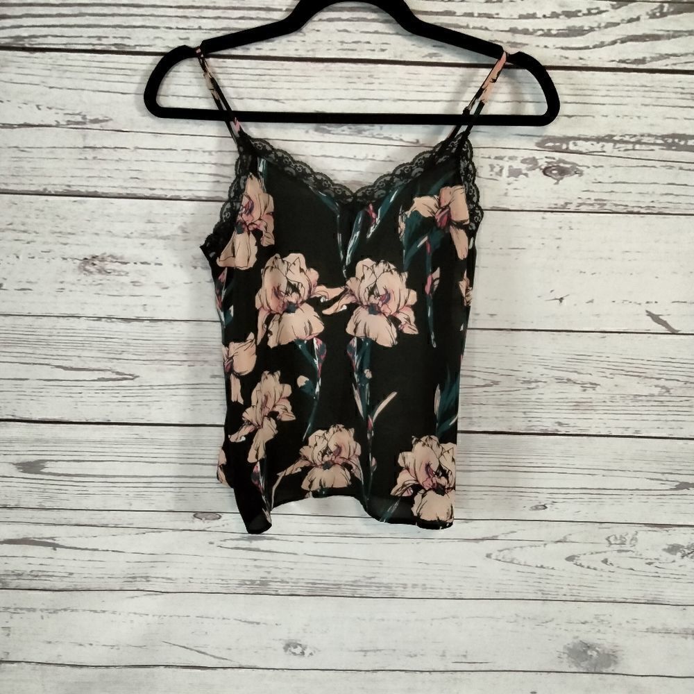 Pre-owned. "Halogen" woman's lingerie top